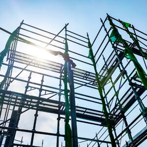 四日市で足場組立工事